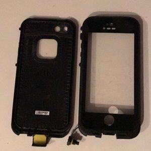 iPhone 5/5s/SE Lifeproof phone case